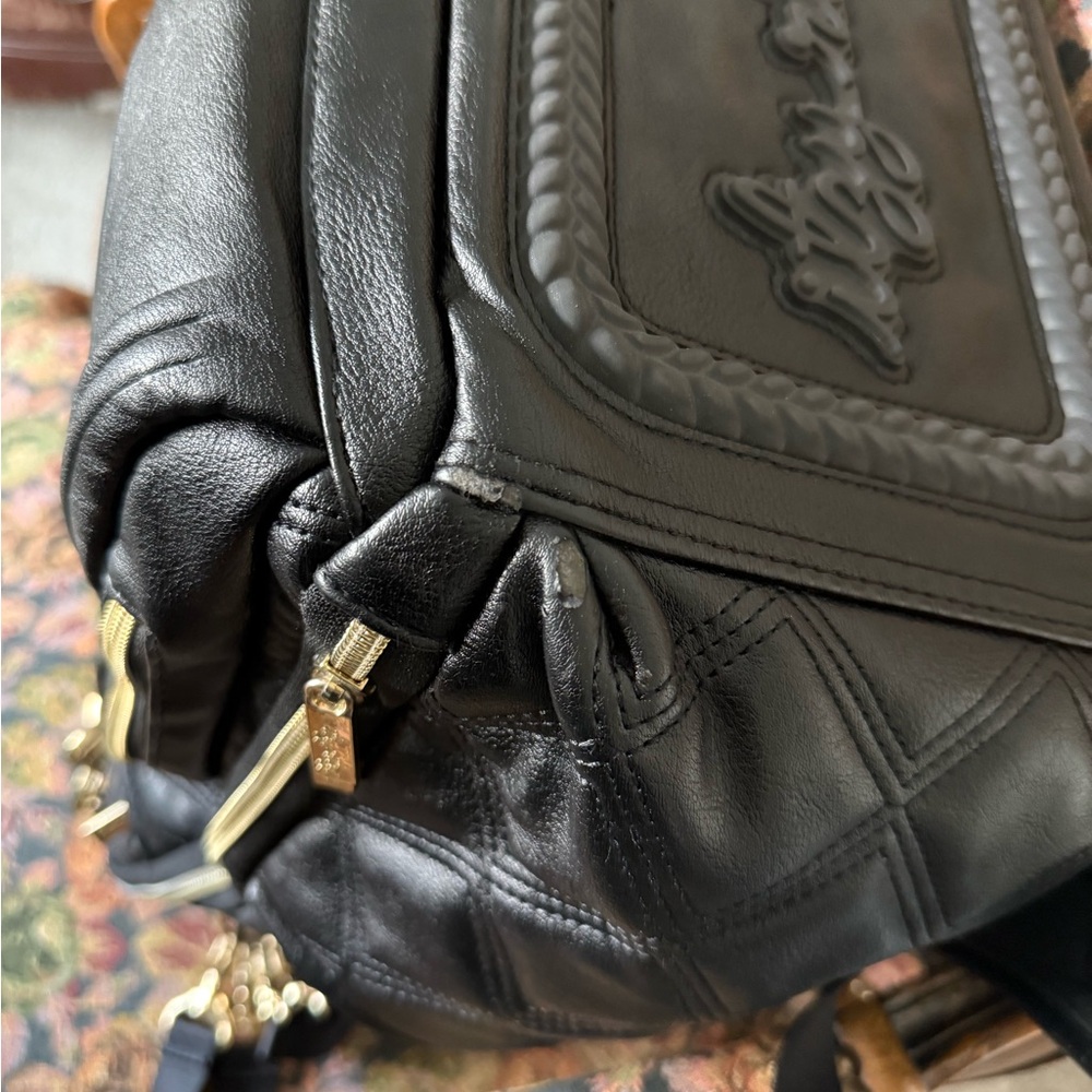 Itzy Ritzy Black and Gold Quilted Diaper Backpack - Picture 9 of 16